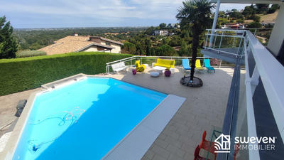 Maison contemporaine - 312 m² - 8 pièces