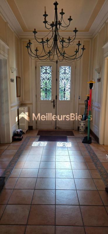 Maison de maîtres - 393 m² - 10 pièces