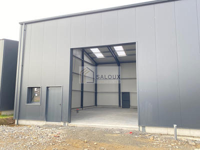 Local d'activité / Entrepôt - 132 m²