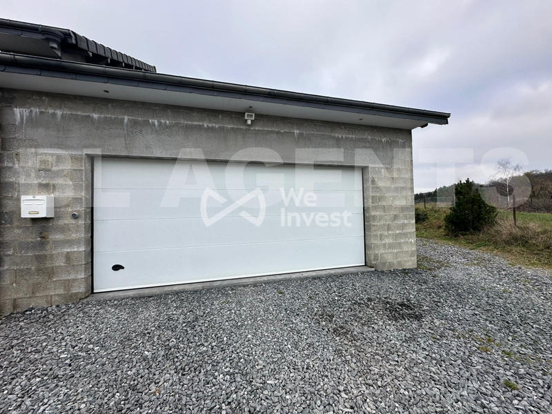 Maison - 200 m² - 5 pièces