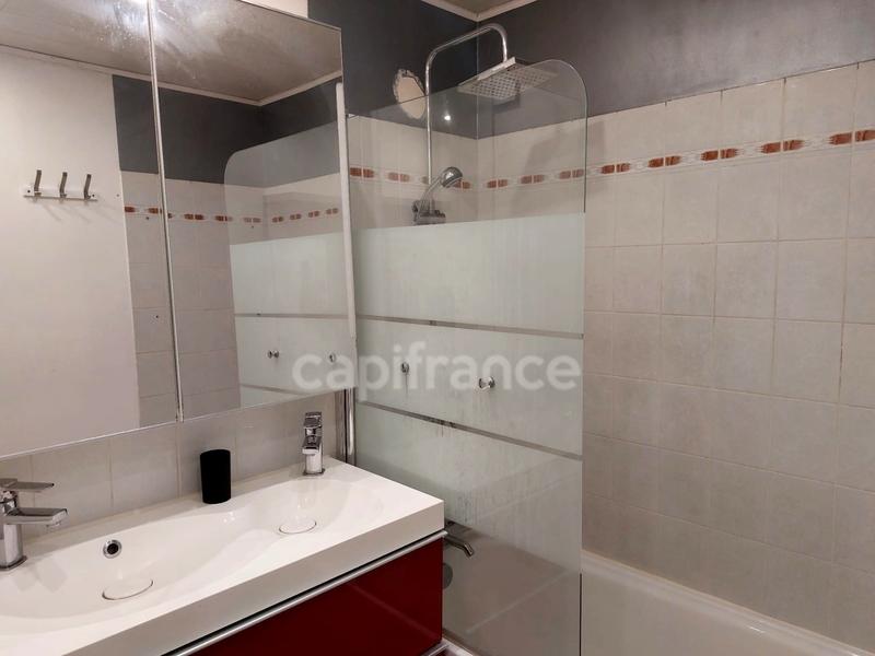 Appartement - 79 m² - 4 pièces