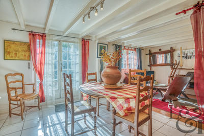 Maison - 122 m² - 5 pièces