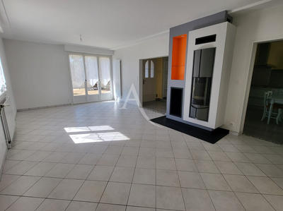 Maison - 133 m² - 8 pièces