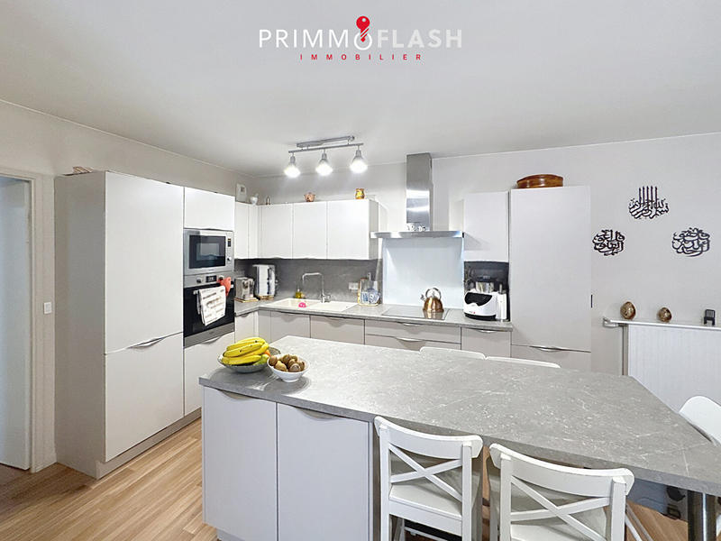 Appartement - 87 m² - 4 pièces