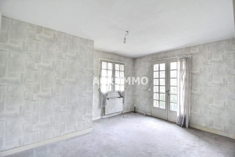 Maison - 222 m² - 7 pièces