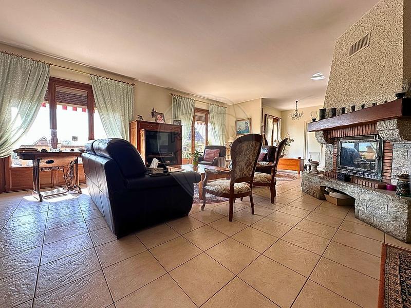 Maison - 145 m² - 7 pièces
