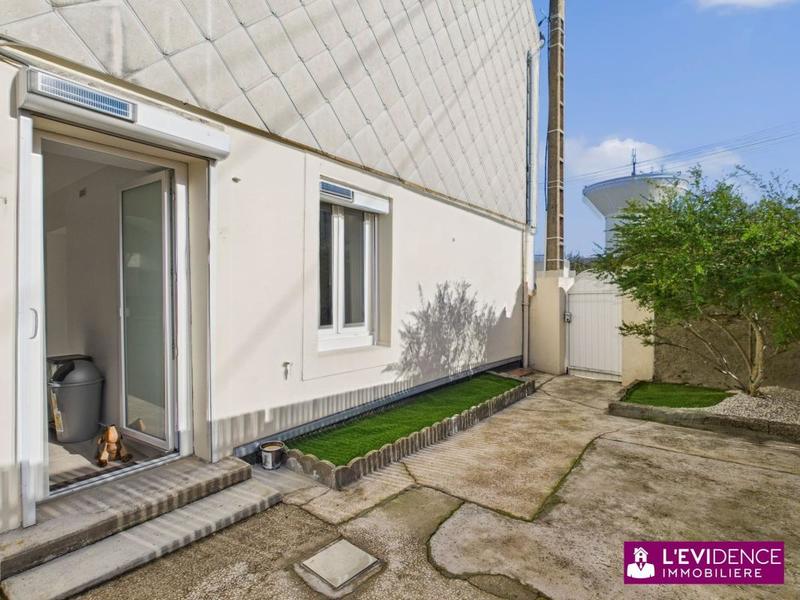 Maison - 150 m² - 9 pièces