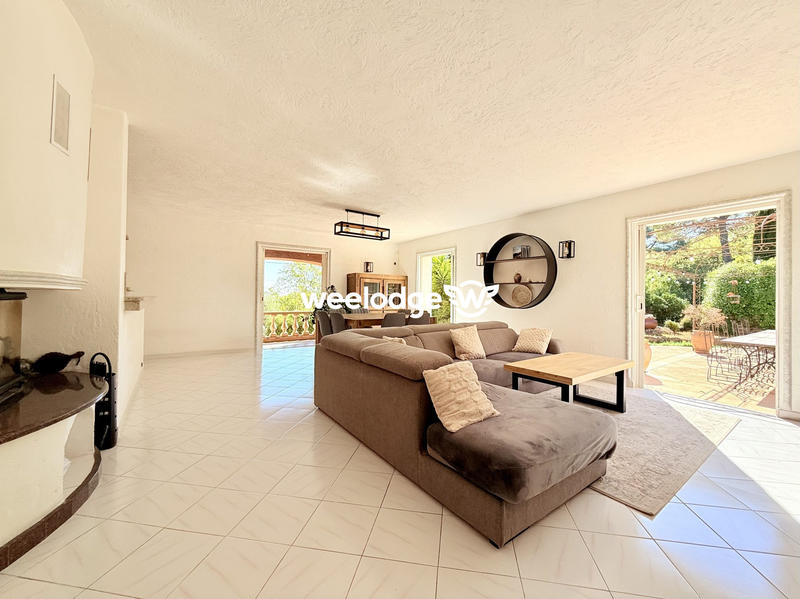 Villa - 153 m² - 6 pièces