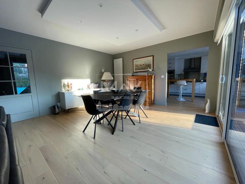 Maison d'architecte - 165 m² - 6 pièces