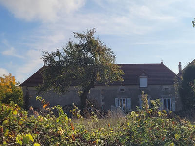 Maison - 150 m² - 2 pièces