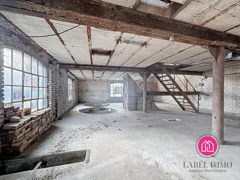 Maison - 250 m² - 10 pièces