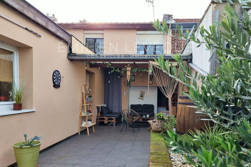 Maison de ville - 140 m² - 7 pièces