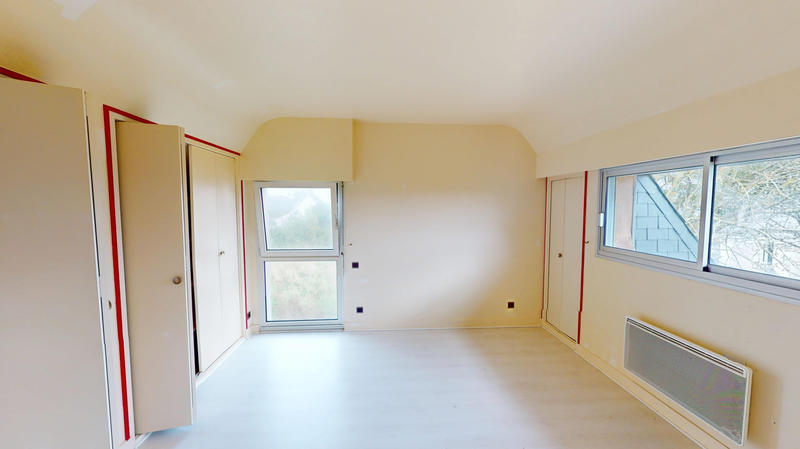 Maison - 180 m² - 6 pièces