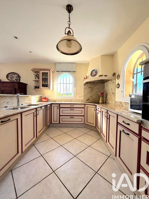 Maison - 172 m² - 4 pièces