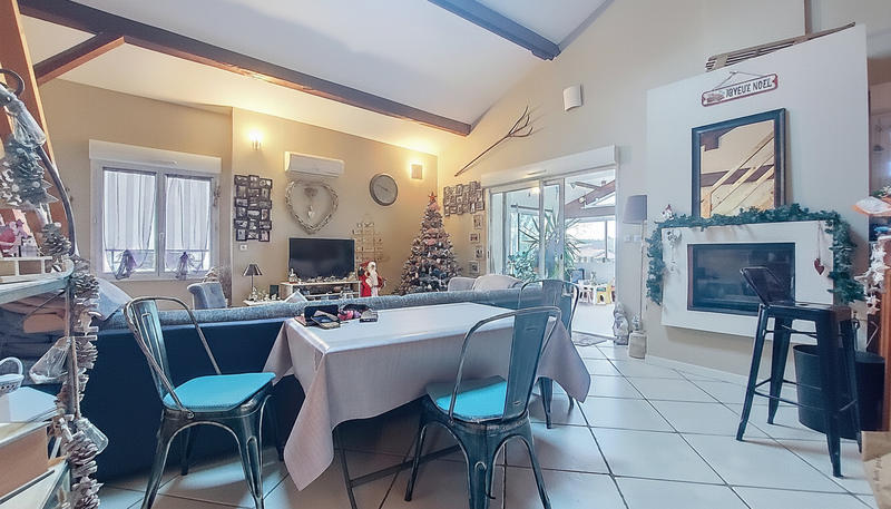 Appartement - 111 m² - 3 pièces