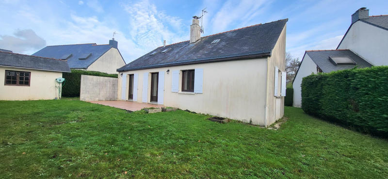 Maison - 96 m² - 5 pièces