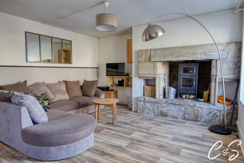 Maison ancienne - 300 m² - 1 pièce