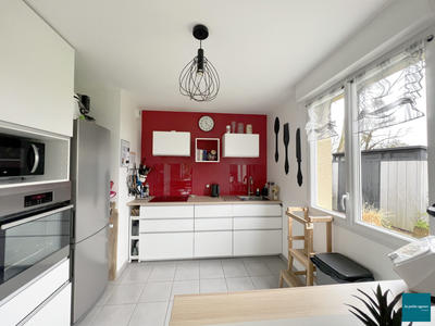 Maison - 100 m² - 4 pièces