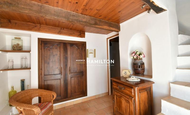 Maison - 223 m² - 8 pièces