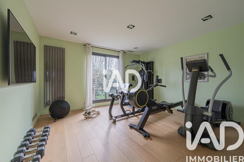 Maison - 527 m² - 9 pièces