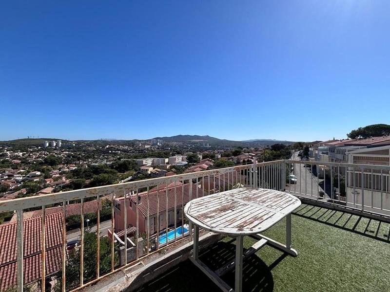 Maison - 99 m² - 4 pièces