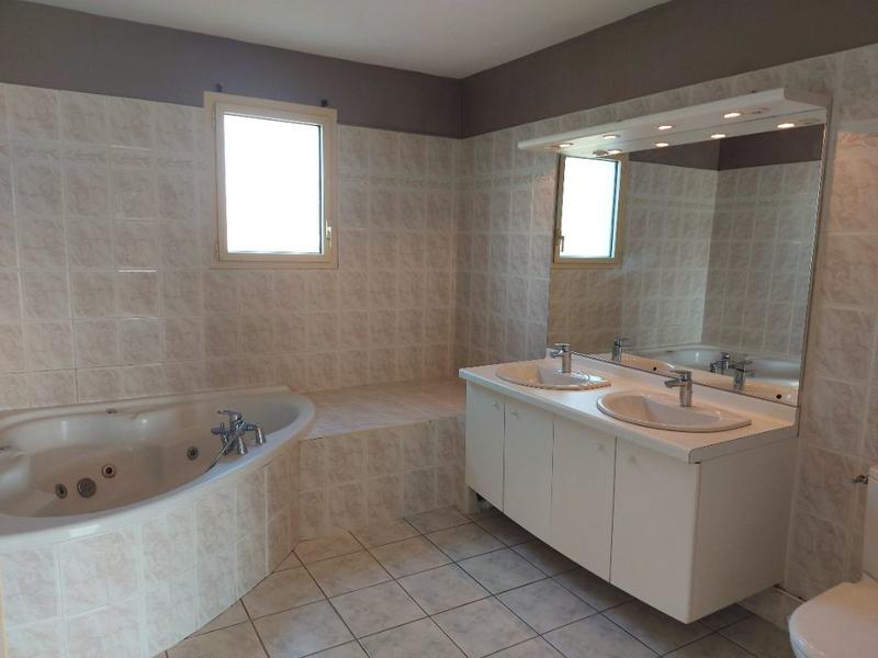 Maison - 92 m² - 3 pièces