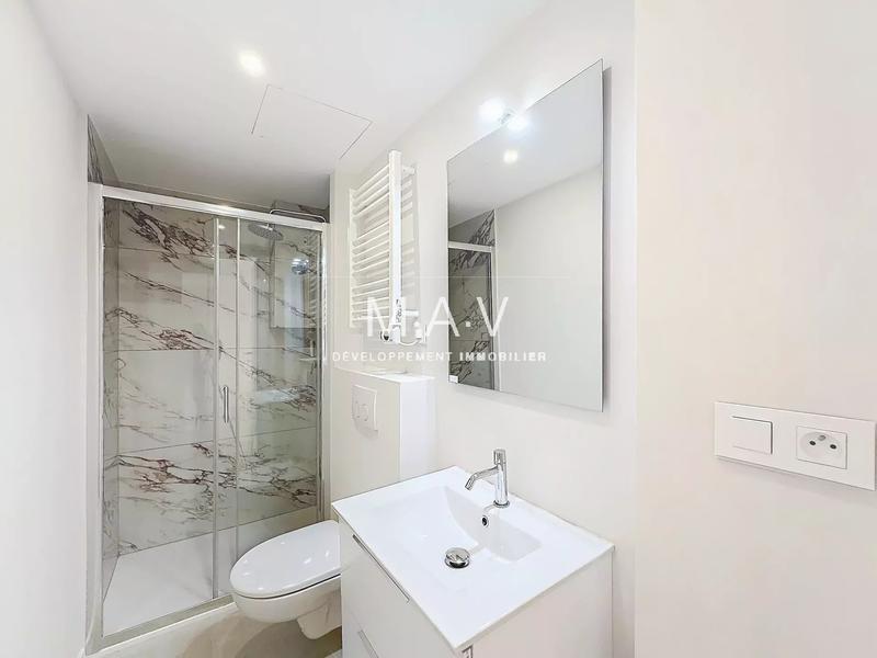 Maison de ville - 136 m² - 7 pièces