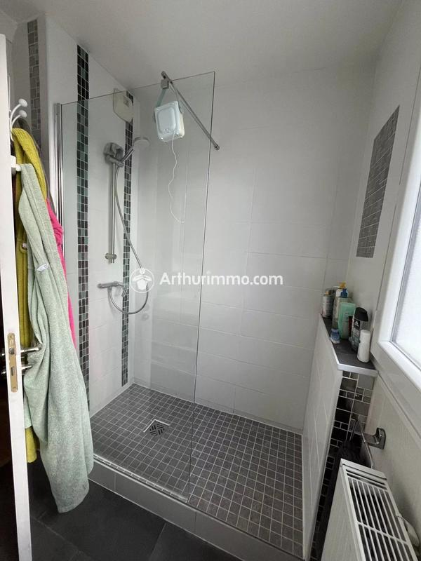 Maison - 84 m² - 4 pièces