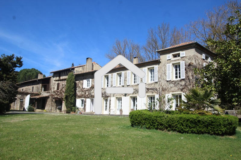 Maison de maîtres - 600 m² - 13 pièces