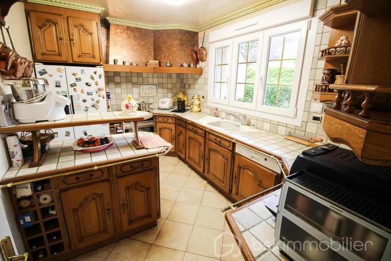 Demeure - 172 m² - 9 pièces