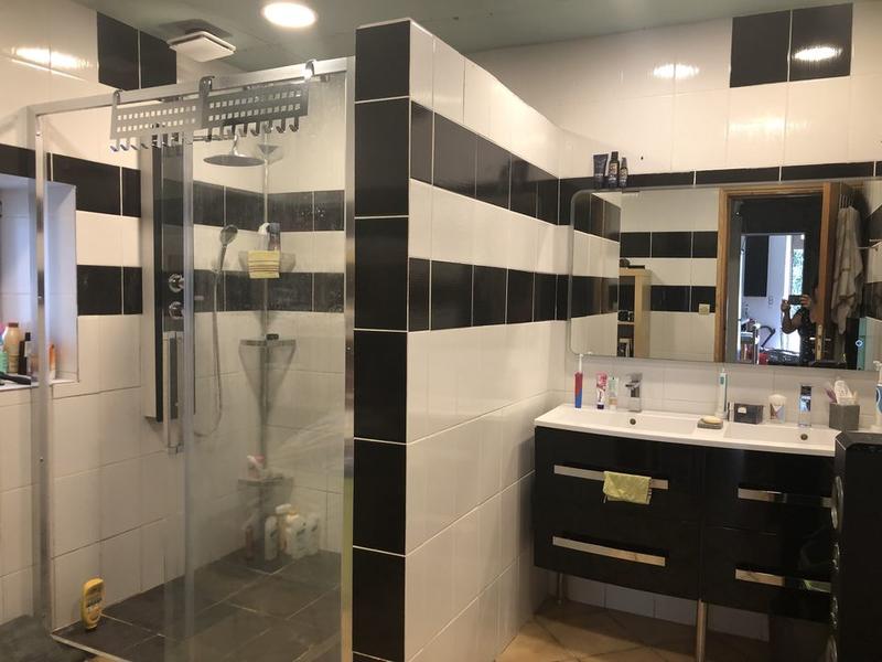 Maison en pierre - 203 m² - 4 pièces