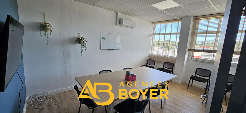 Local commercial - 106 m²