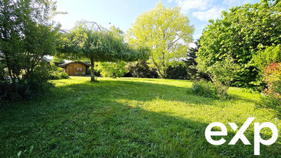 Maison - 241 m² - 7 pièces