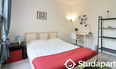 Chambre - 11 m² - 1 pièce