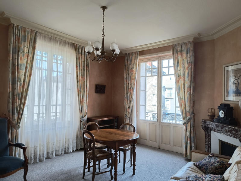 Appartement - 137 m² - 5 pièces