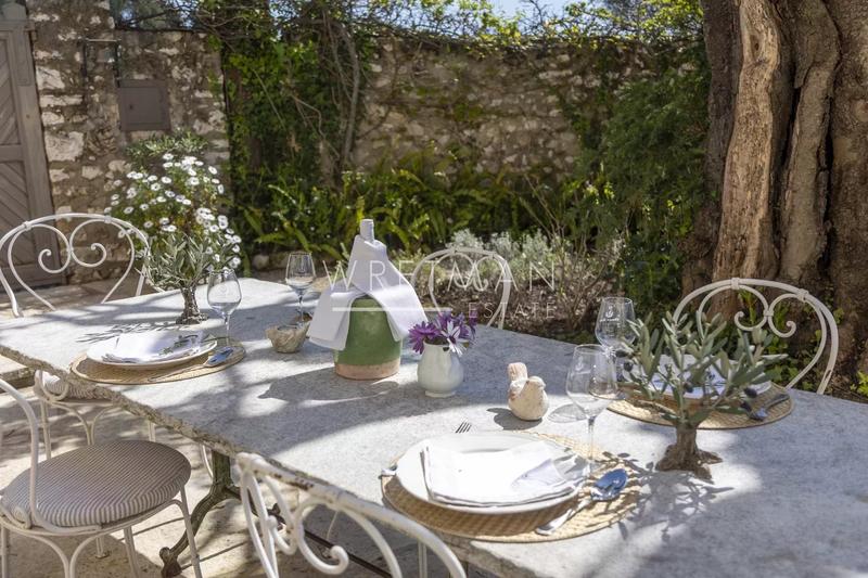 Bastide - 215 m² - 10 pièces