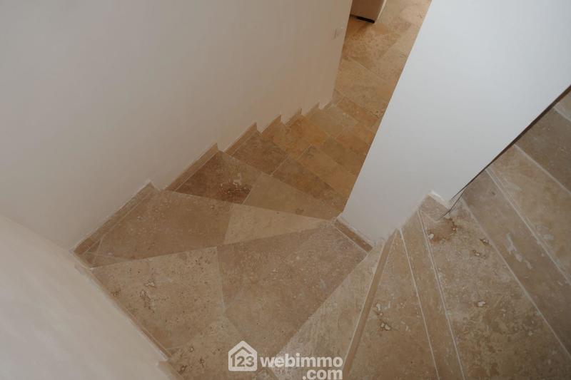 Villa - 90 m² - 4 pièces