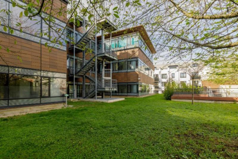 Chambre - 10 m² - 11 pièces