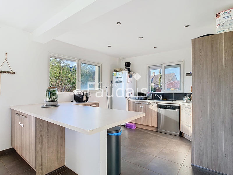 Maison - 114 m² - 6 pièces