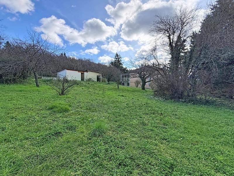 Villa - 200 m² - 5 pièces