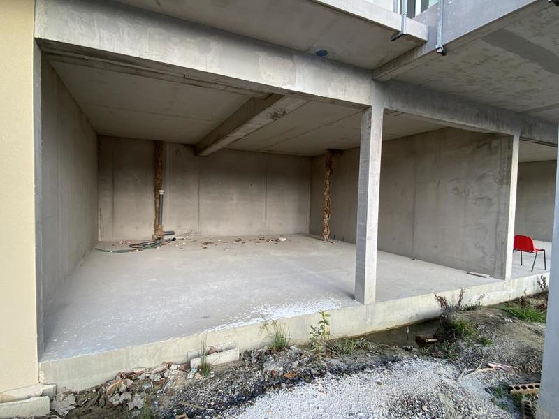 Local commercial - 198 m² - 1 pièce