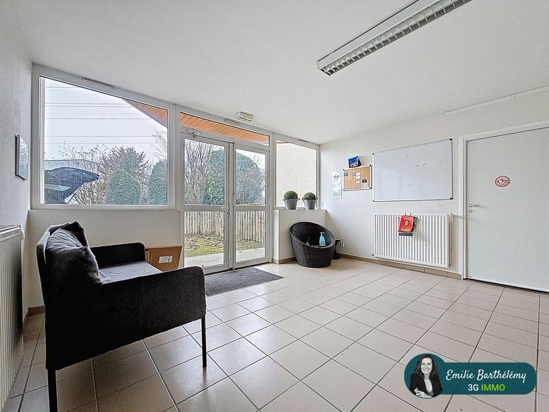 Local commercial - 173 m² - 4 pièces