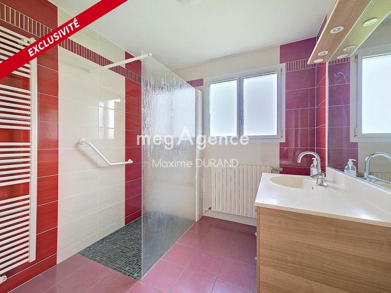 Maison - 95 m² - 4 pièces