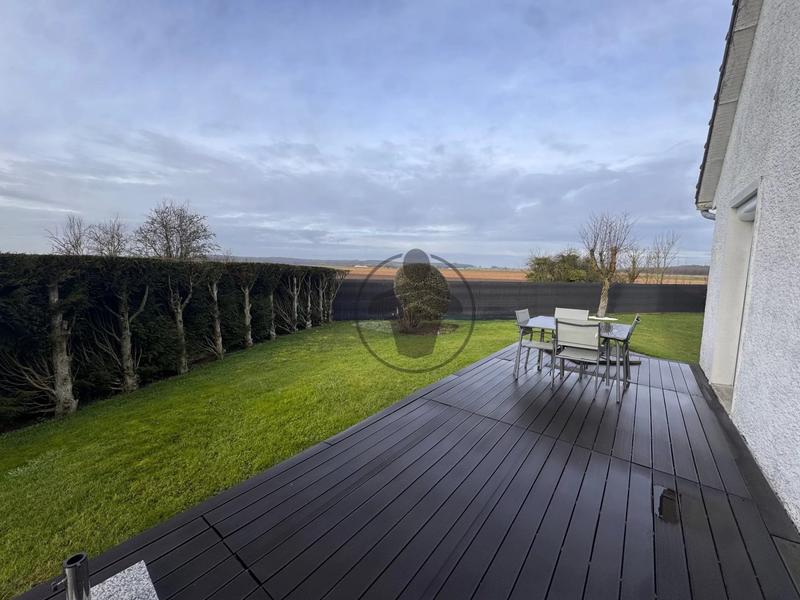 Maison - 136 m² - 7 pièces