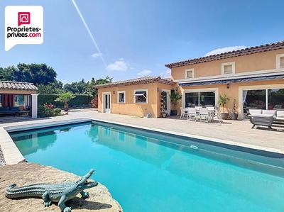 Demeure - 203 m² - 7 pièces