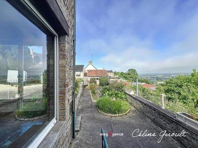 Maison - 146 m² - 7 pièces