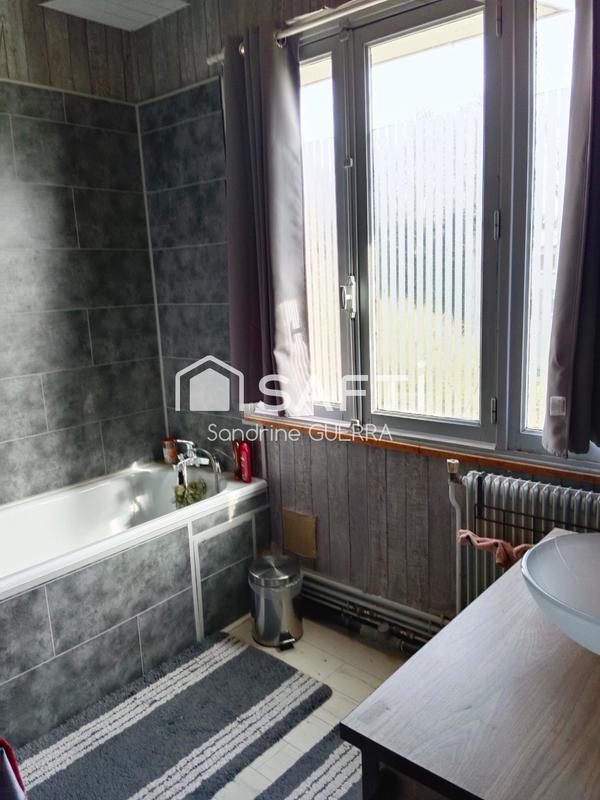 Maison - 84 m² - 4 pièces