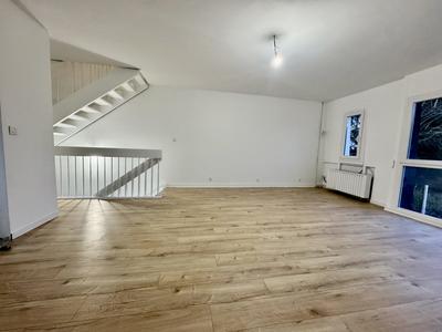 Maison - 94 m² - 4 pièces