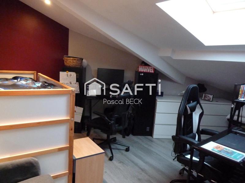 Appartement - 80 m² - 4 pièces