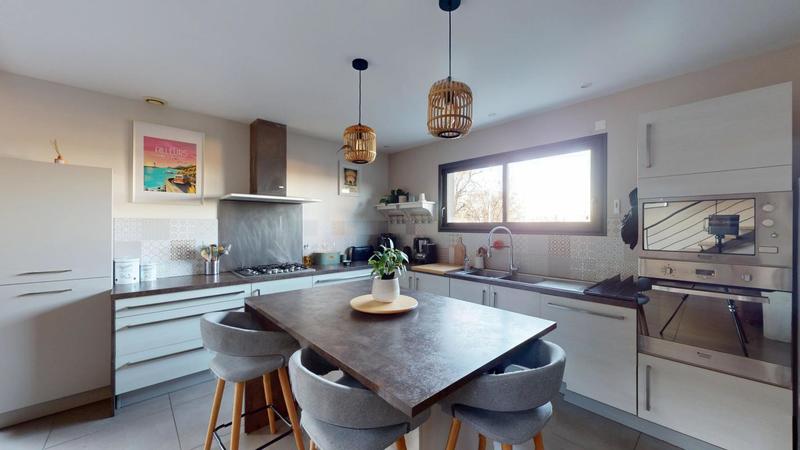 Maison - 131 m² - 4 pièces